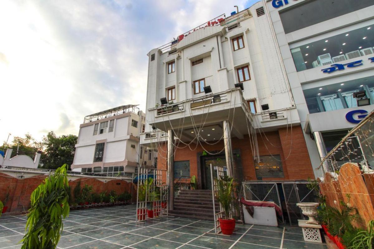 Babian Inn Lucknow Exterior foto